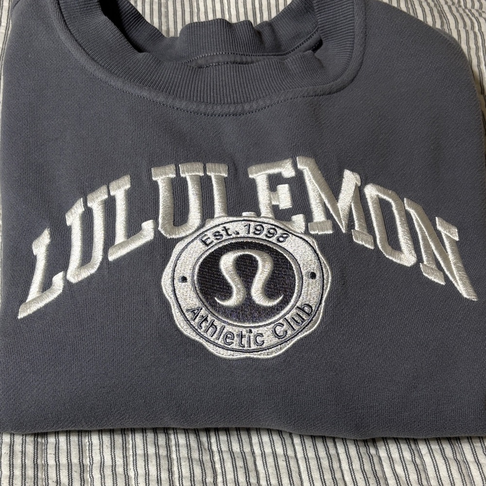 Lululemon Gray Sweatshirt